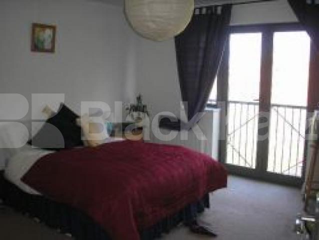 			2 Bedroom, 1 bath, 1 reception Flat			 Manor Gardens, HOLLOWAY N7